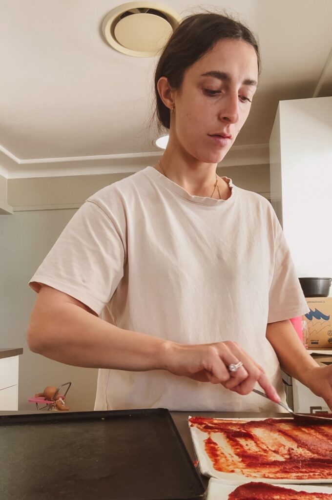 A day in the life of an Australian homeschooling family: making lunch for my kids