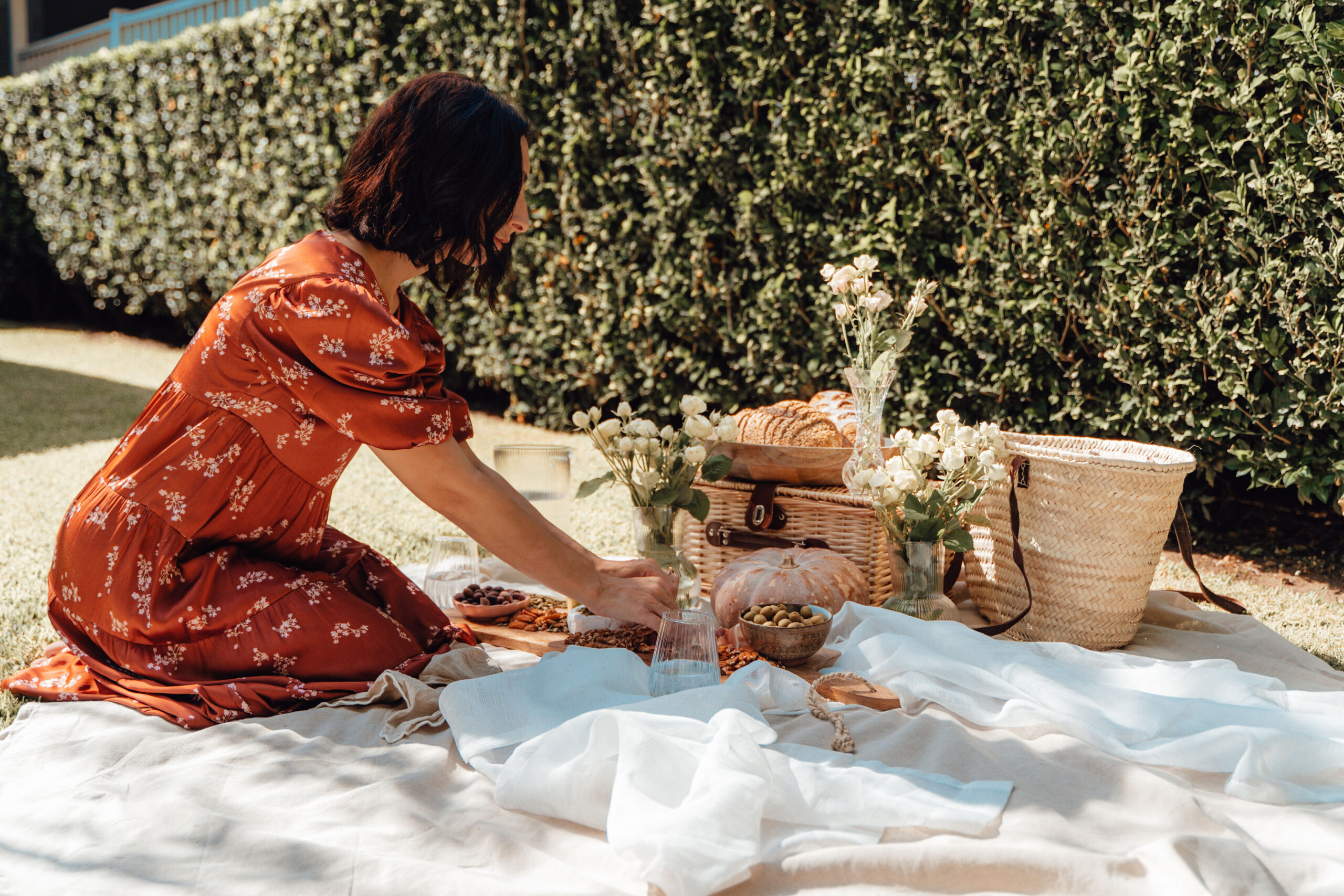 5 Ways to Eat Healthy on a Frugal Budget cover picture