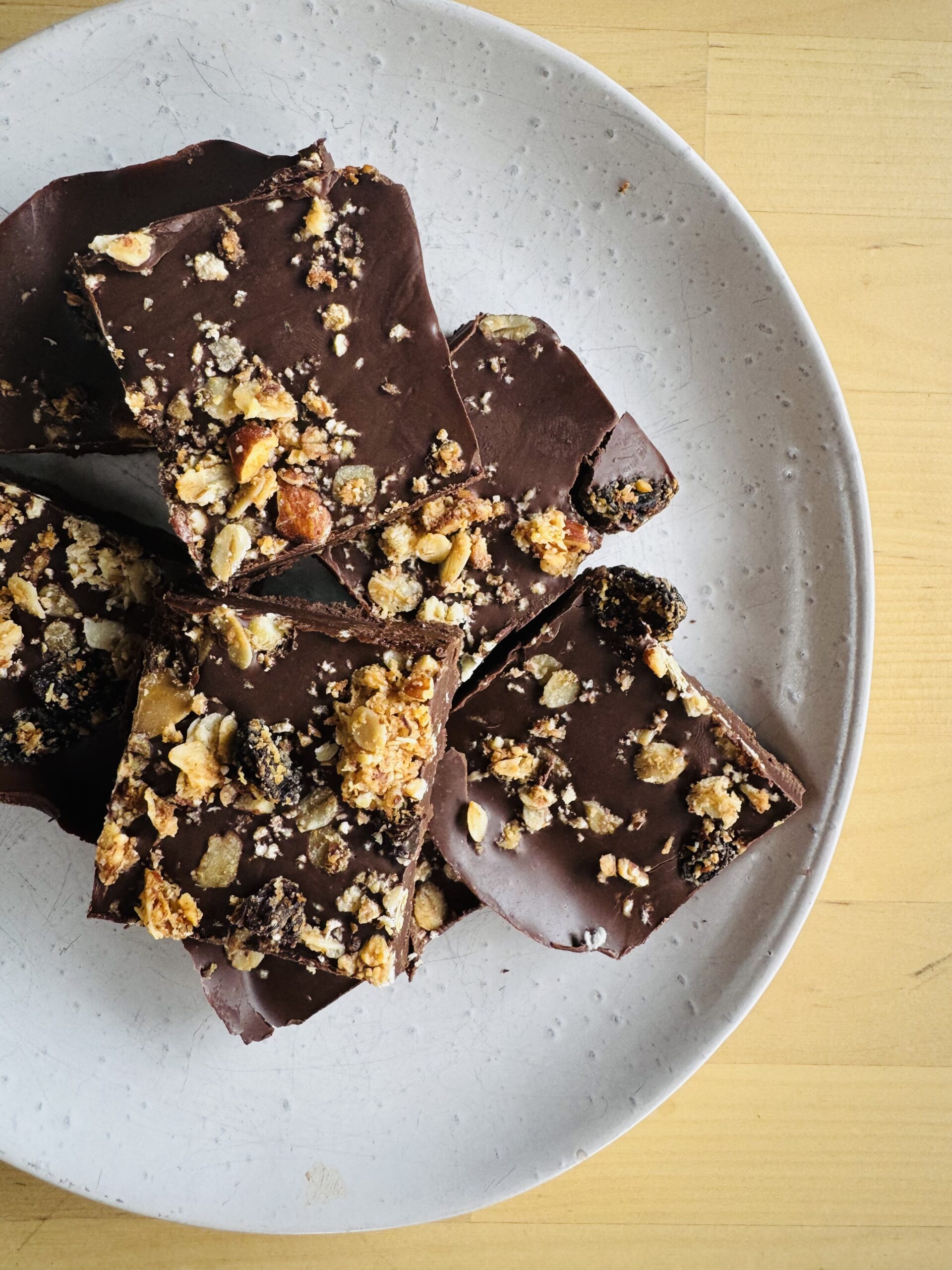 10 Delicious and Easy Snacks for Pregnancy